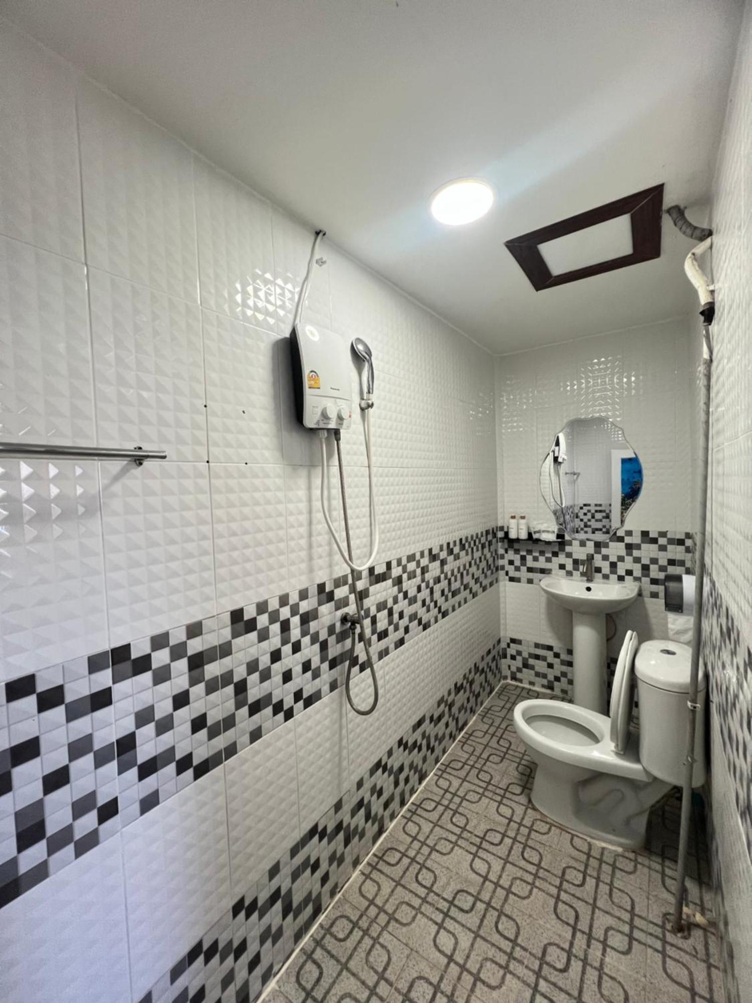 La Depa Pp House Hotel Pulau Phi Phi Luaran gambar